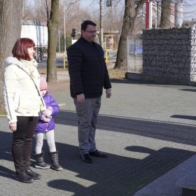 Delgacja pod Pomnikiem - 1 marca. (3)