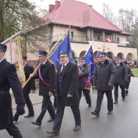 Poręba uczciła święto niepodległości (1)