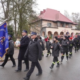 Poręba uczciła święto niepodległości (2)