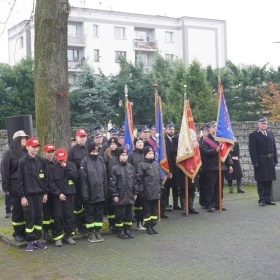 Poręba uczciła święto niepodległości (5)