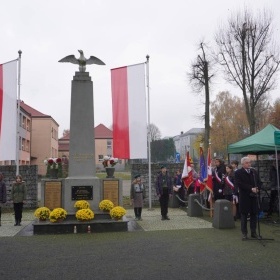 Poręba uczciła święto niepodległości (2)