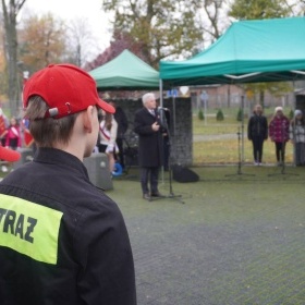 Poręba uczciła święto niepodległości (1)