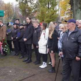 Poręba uczciła święto niepodległości (2)