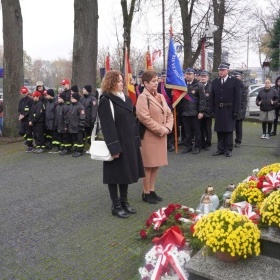 Poręba uczciła święto niepodległości (2)